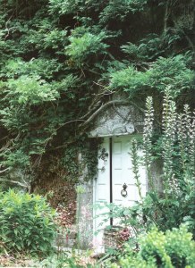 secret-garden-door
